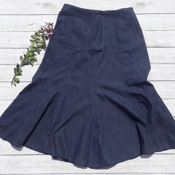 Denim midi skirt with side zipper closure - Picture 3 of 6